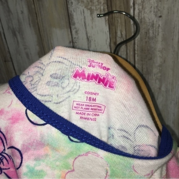 NWT Disney Minnie Mouse Cloud Dye Tee - Picture 4 of 4